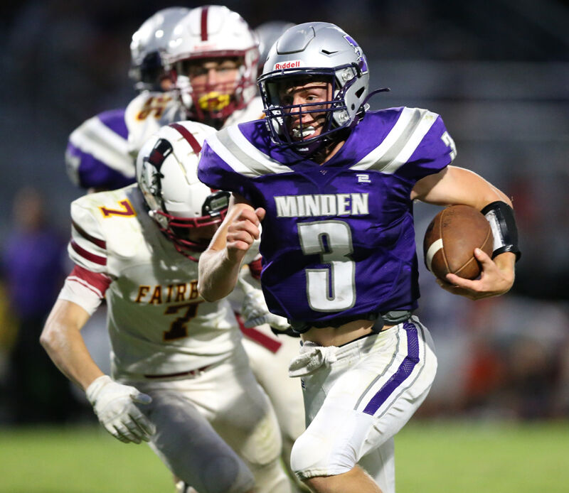 8-27-21 Minden vs Fairbury FB006 Harsin to the endzone.jpg